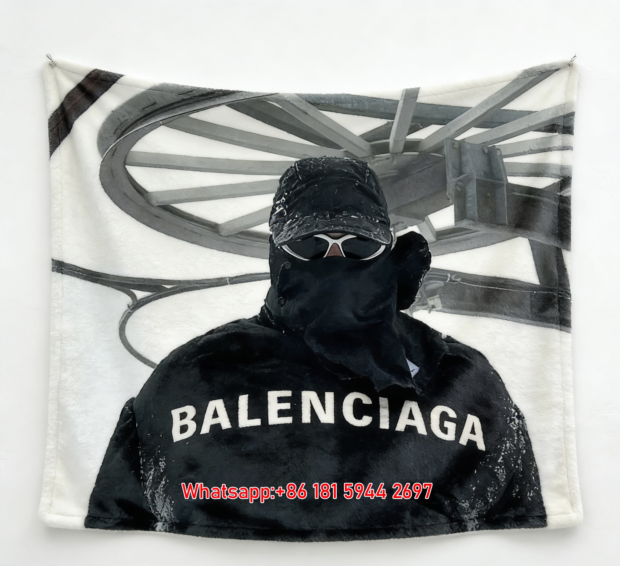Balenciaga Outdoor Style Print Fleece Throw Blanket BA454